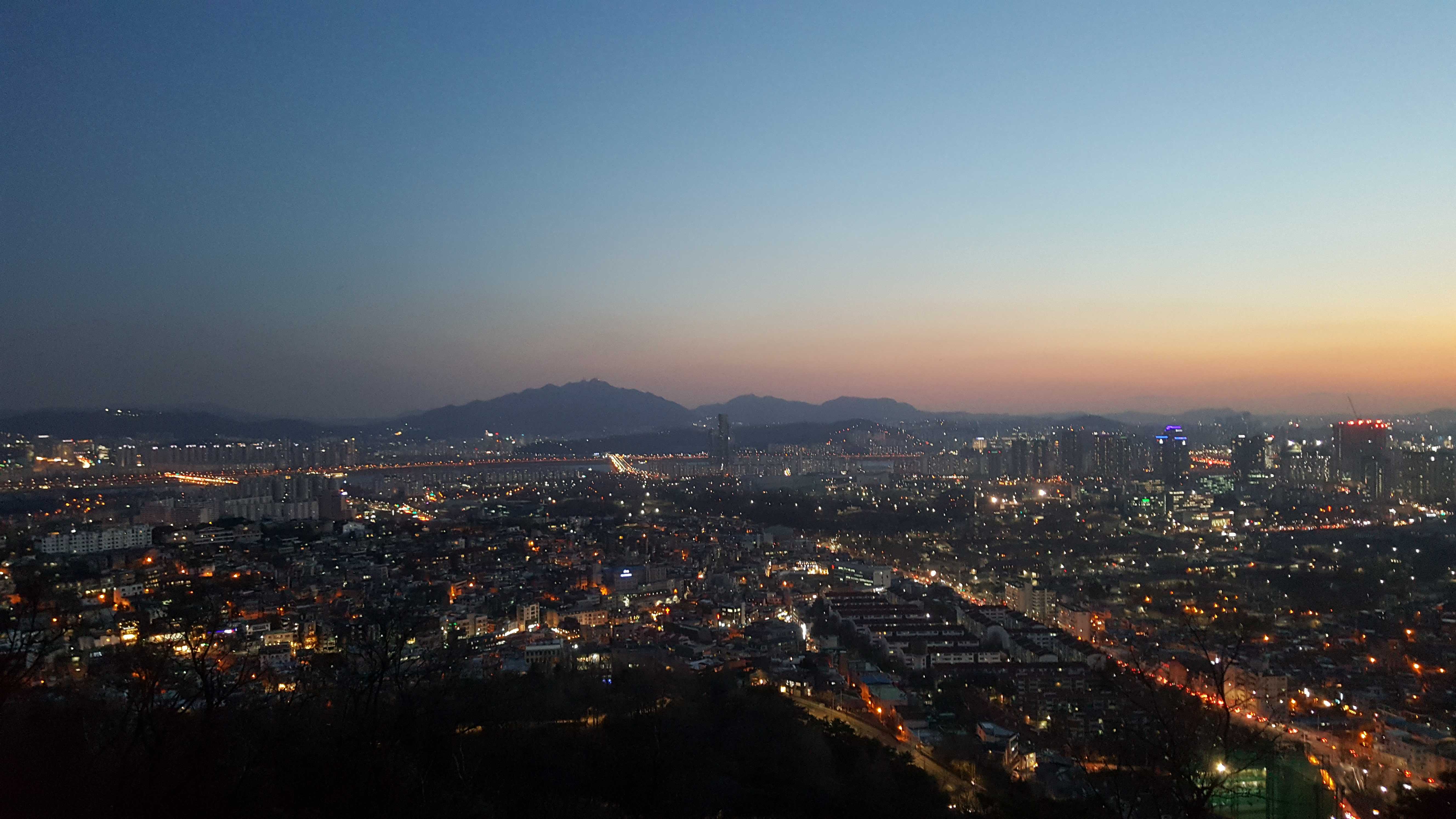 View_from_N_Seoul_Tower_a2