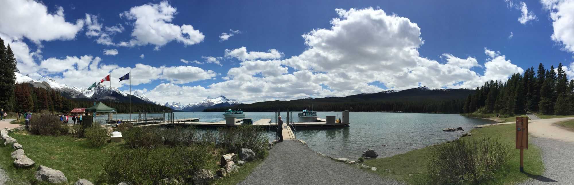 Maligne Lake (Image by author)