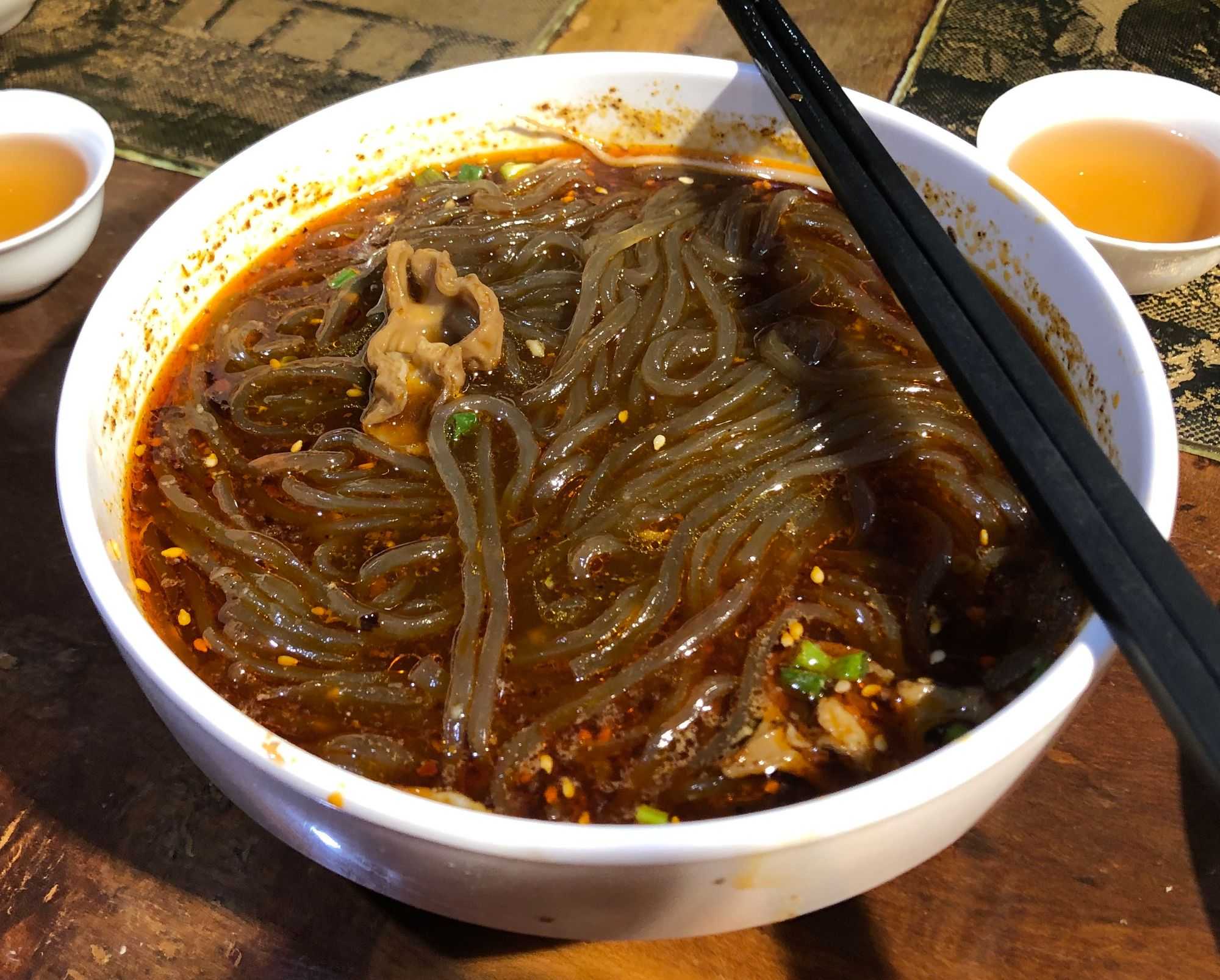 Pig intestines noodles (肥腸粉) (Image by author)
