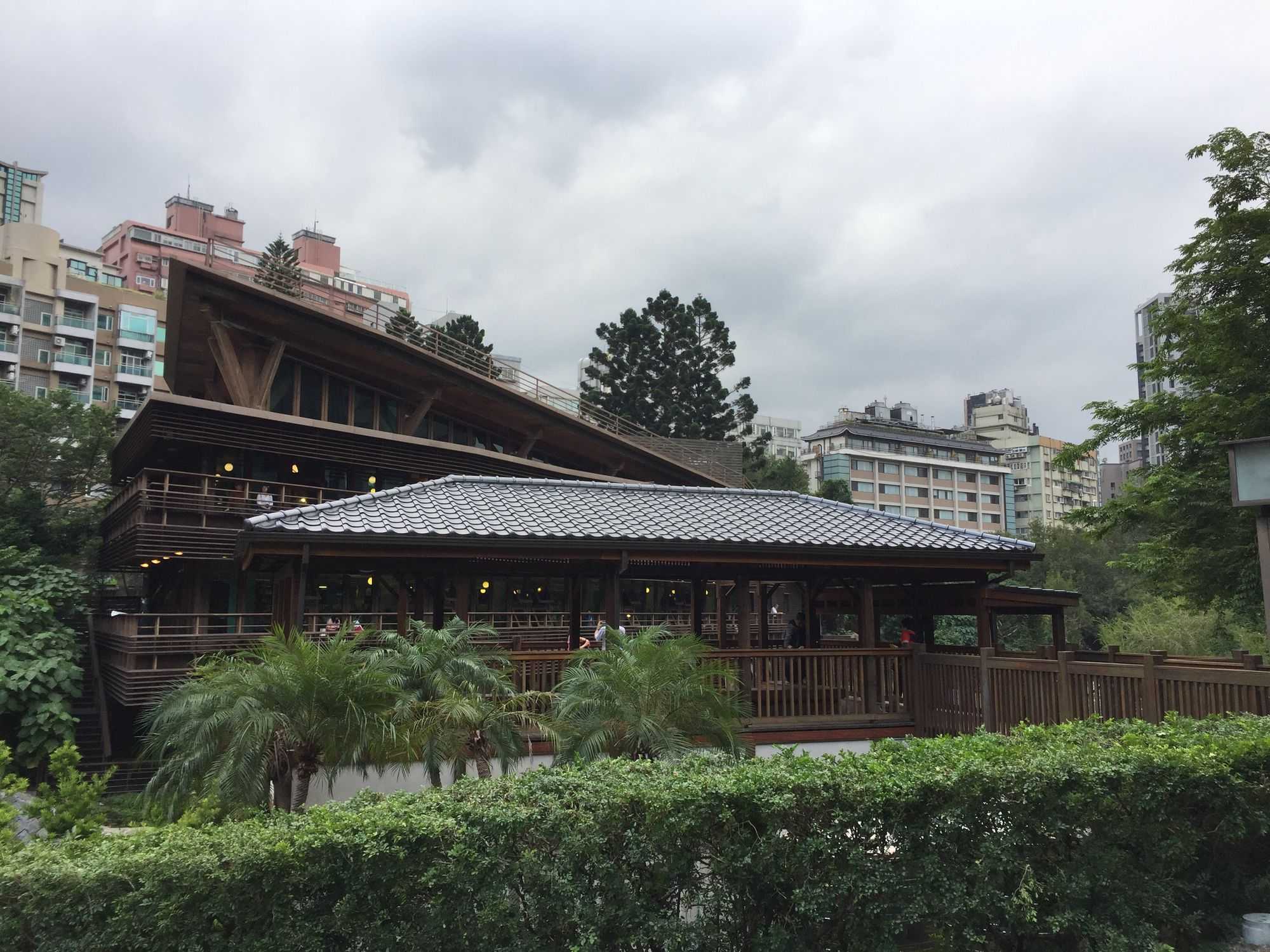 Taipei Public Library Beitou Branch (Image by author)